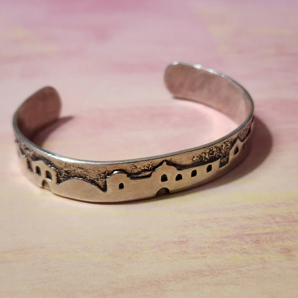 Native American Pueblo Storyteller Sterling Silver Bracelet - Picture 5 of 7